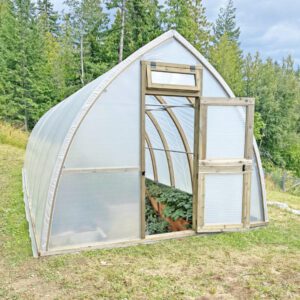 Long-lasting-Family Size-Woven-Poly-Greenhouse